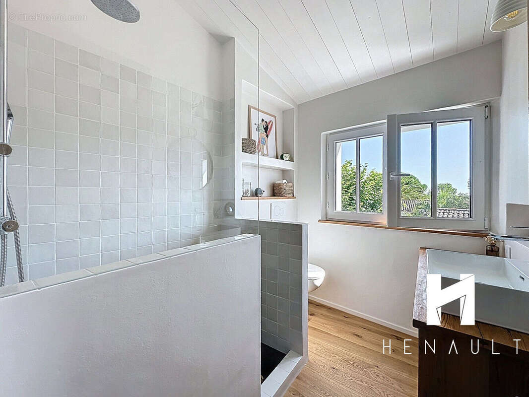 Maison à LA COUARDE-SUR-MER