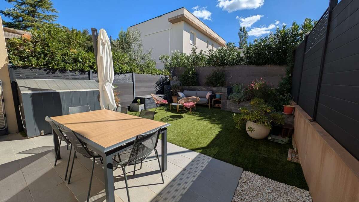 Maison à PRADES-LE-LEZ