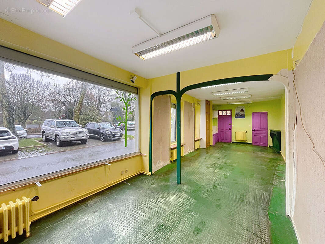 Commerce à PLOERMEL