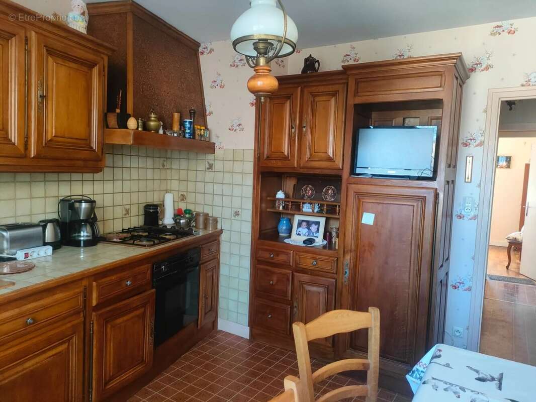 Appartement 628 m² à Champagnac-La-Riviere  - photo 6