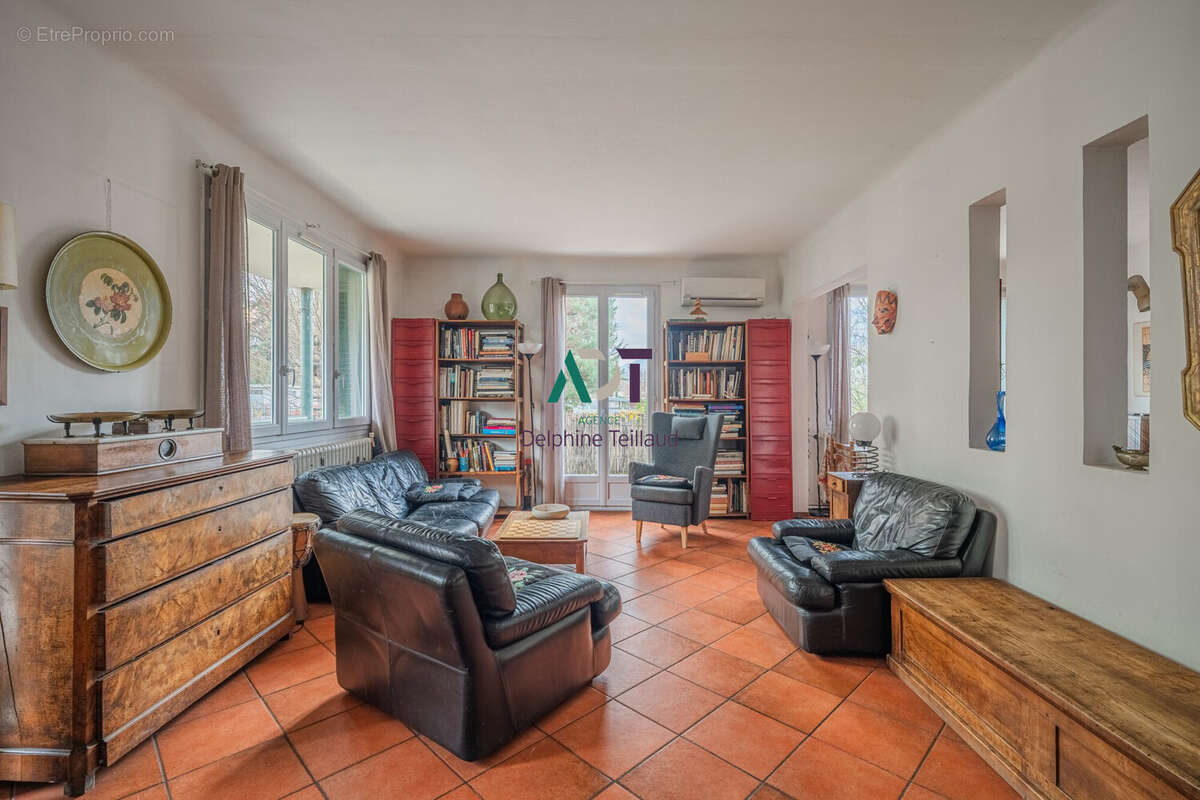 Maison à ECHIROLLES