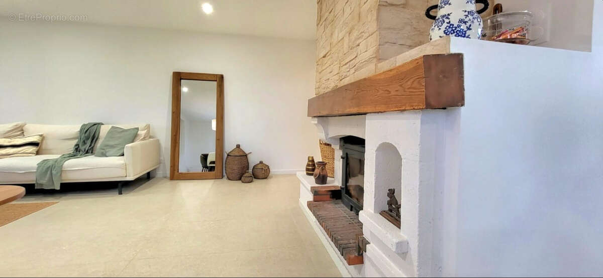 Maison à ROUSSILLON