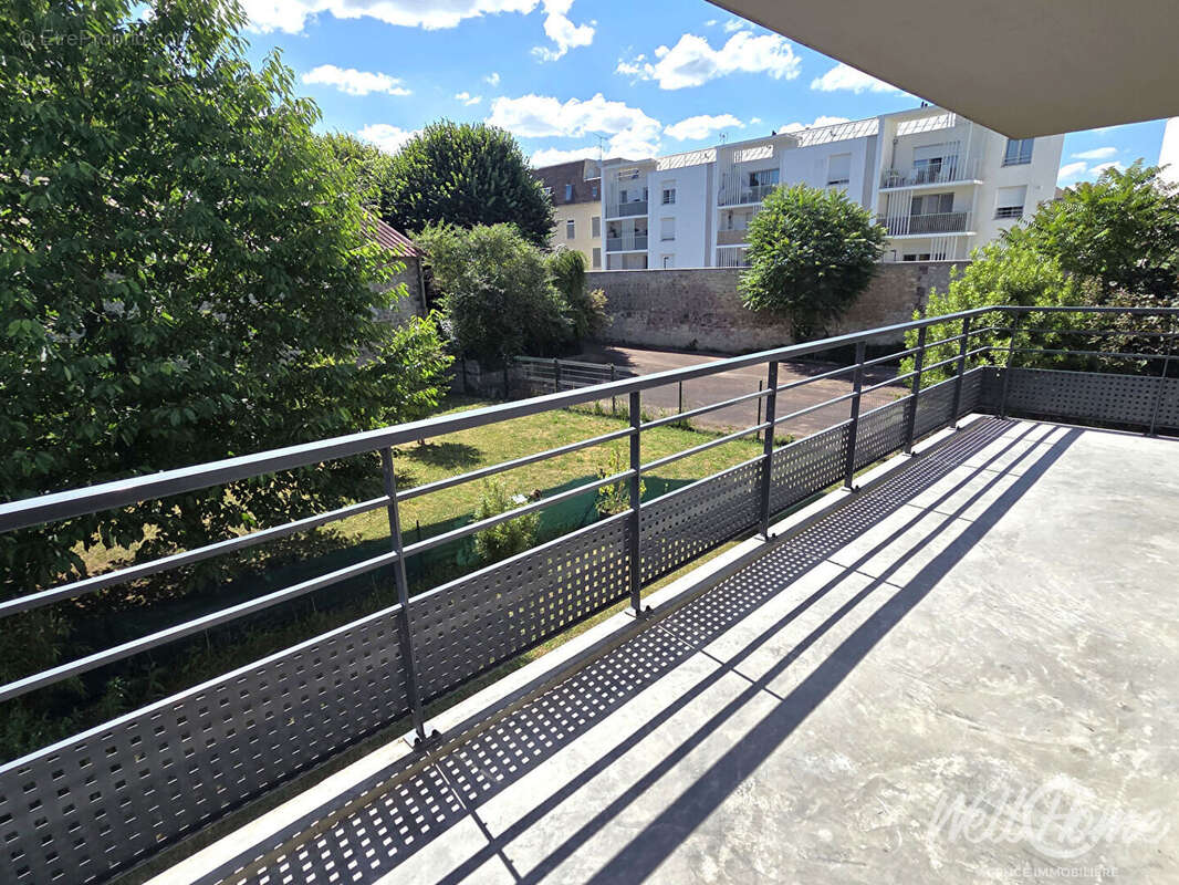 Appartement 3 pièces avec grande terrasse - photo 3