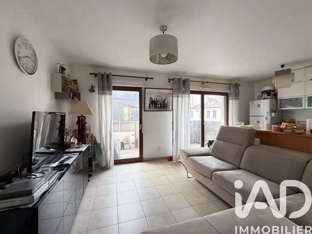 Photo 4 - Appartement à SAINT-DENIS