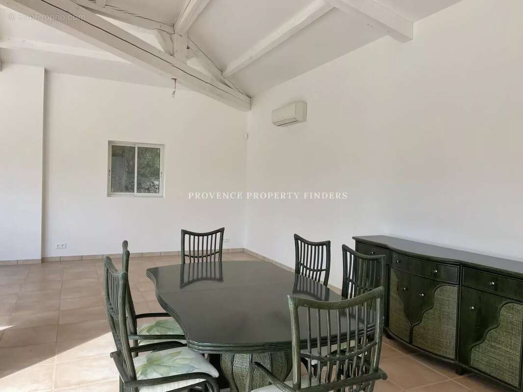 Maison à SAINT-ANTONIN-DU-VAR