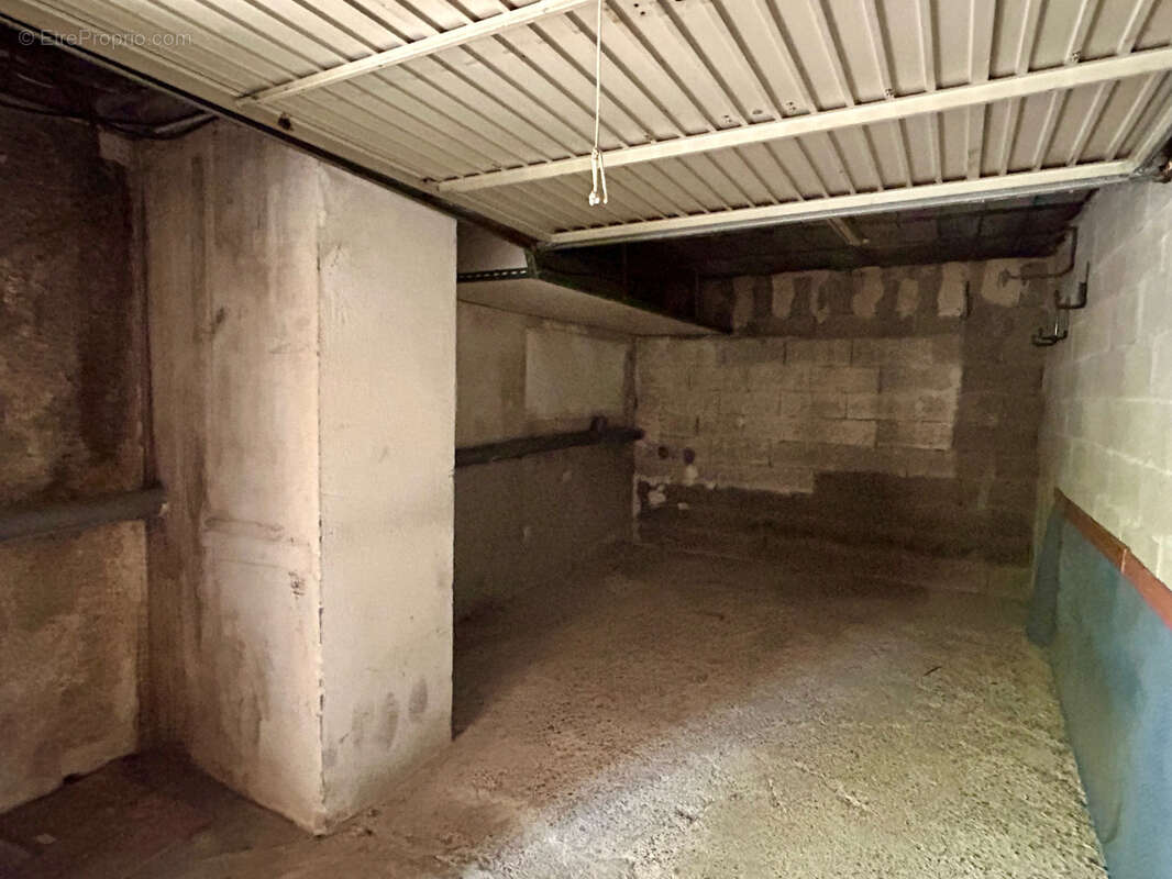 Garage mont gros - photo 3