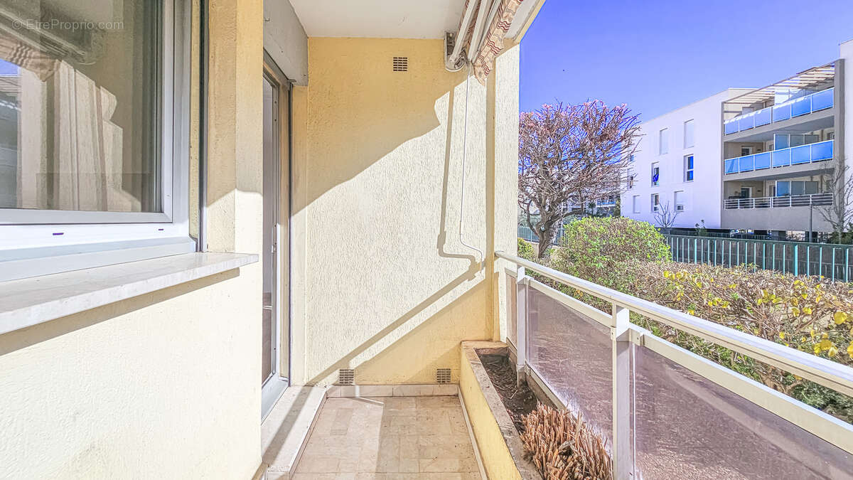 Appartement à HYERES