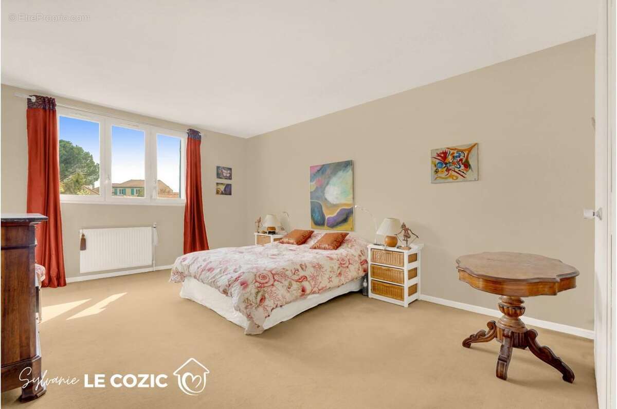 Maison T6 174m² jardin 700m² sans vis-à-vis - photo 10