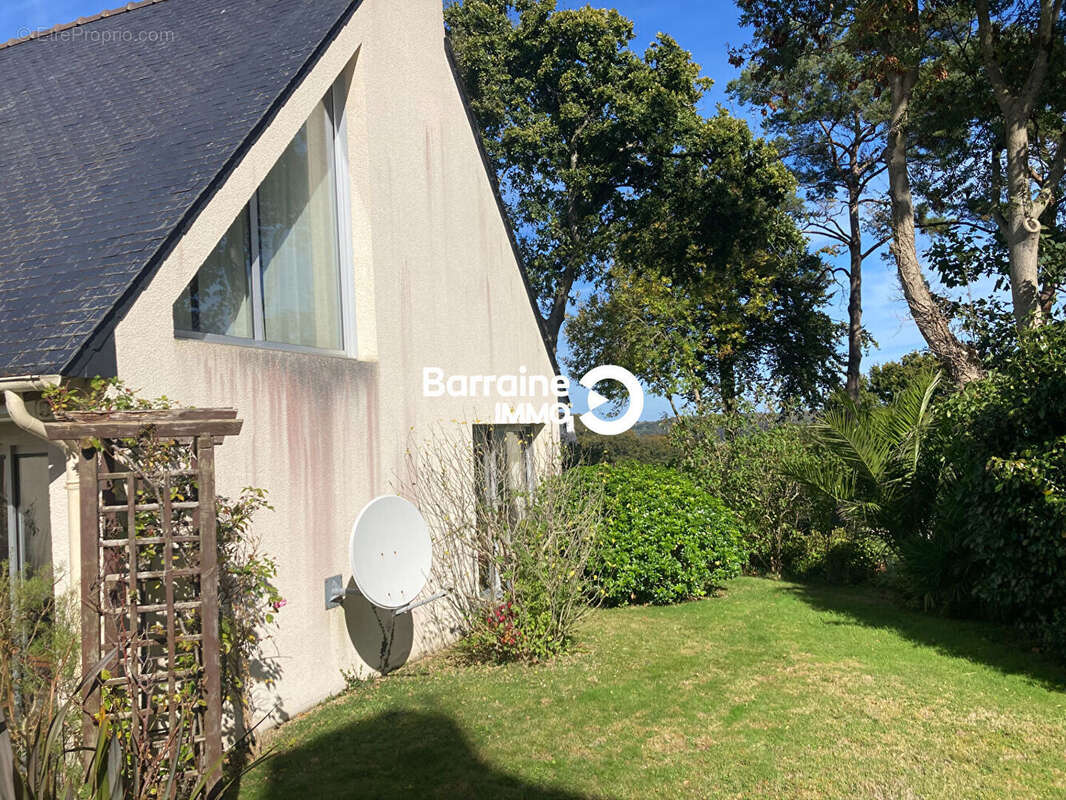 Maison à LOCQUENOLE