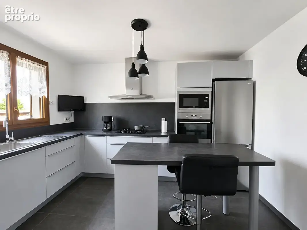 Maison 6 pièces a vendre - sainte geneviève des bois - photo 2