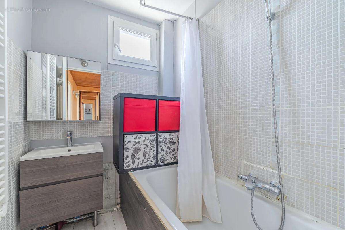 Appartement à COLOMBES