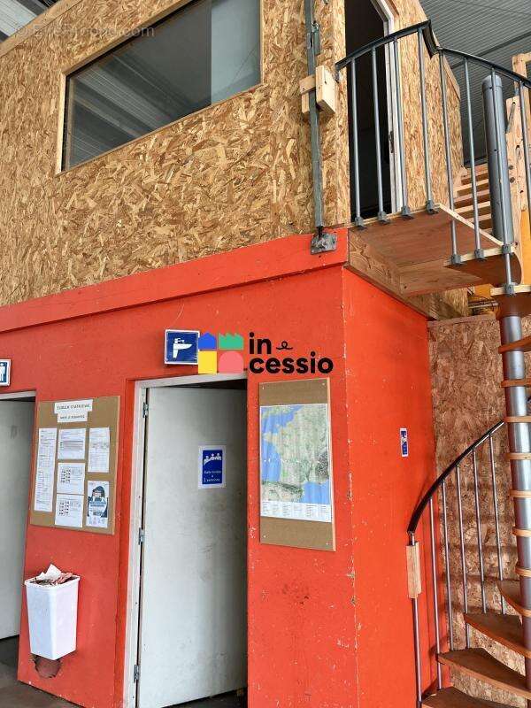 ? à louer ou à vendre – bâtiment d'activité récent - photo 9