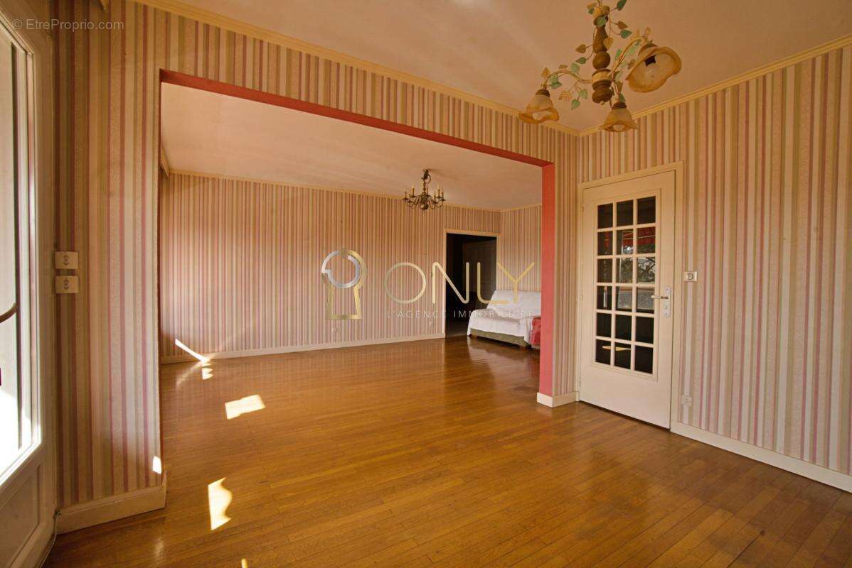 Appartement à VILLEFRANCHE-SUR-SAONE