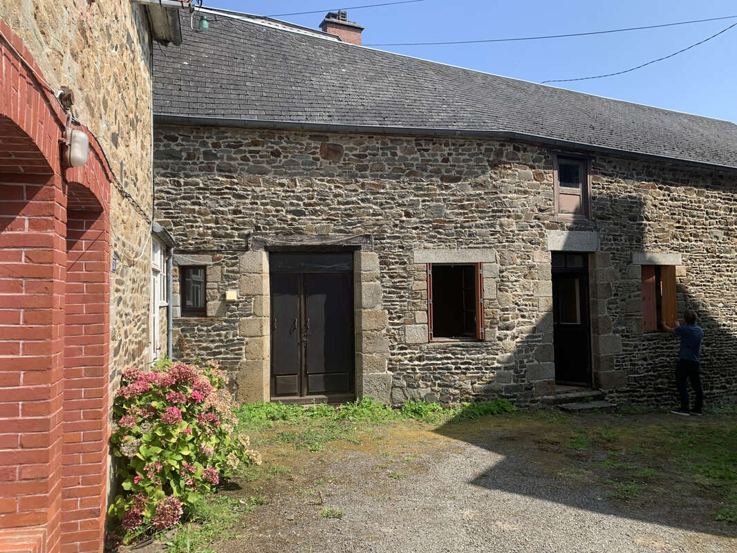 Maison à SAINT-JEAN-LE-THOMAS