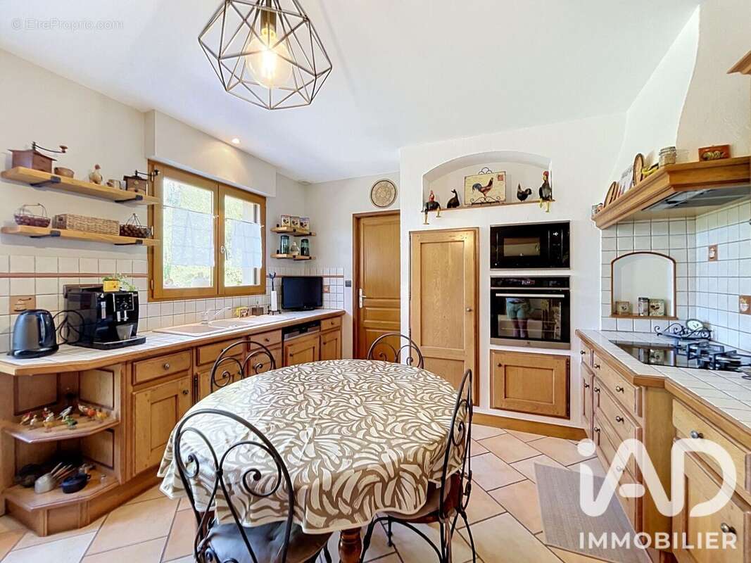 Maison 154 m² à Saint-Brisson-Sur-Loire  - photo 6