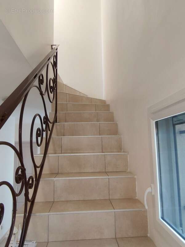 Maison à RUELLE-SUR-TOUVRE