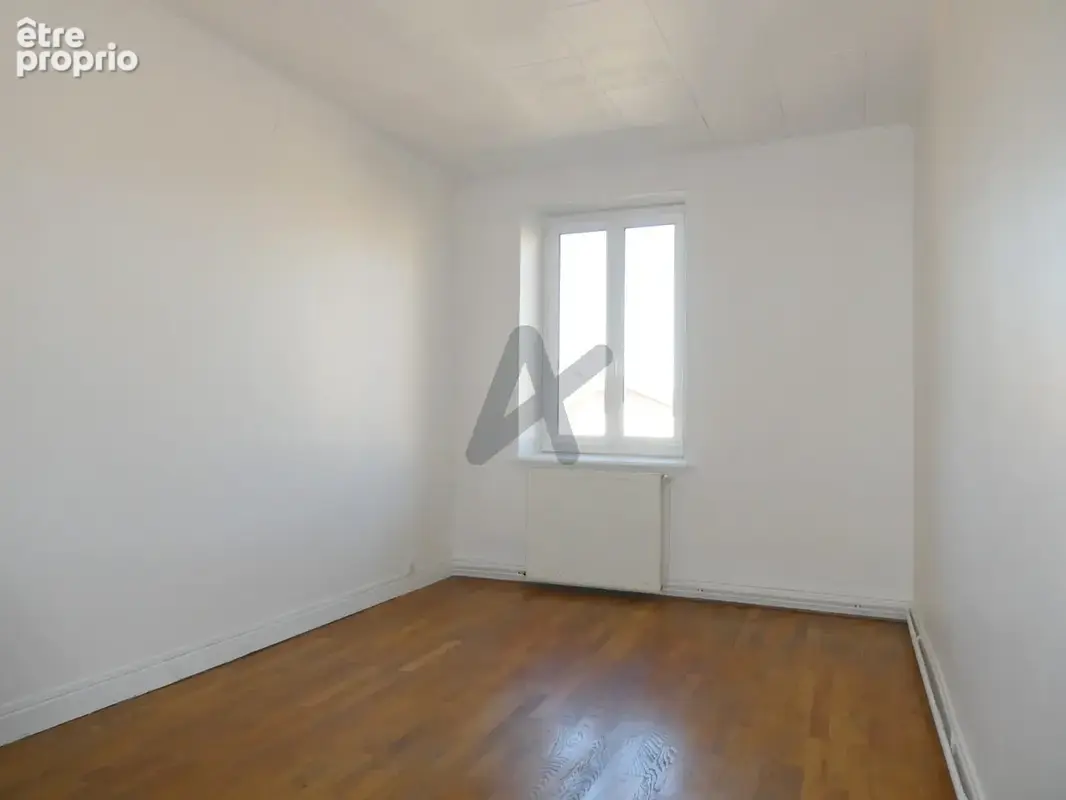 Bel appartement lumineux dans immeuble de caractère proche tous commerces - photo 8