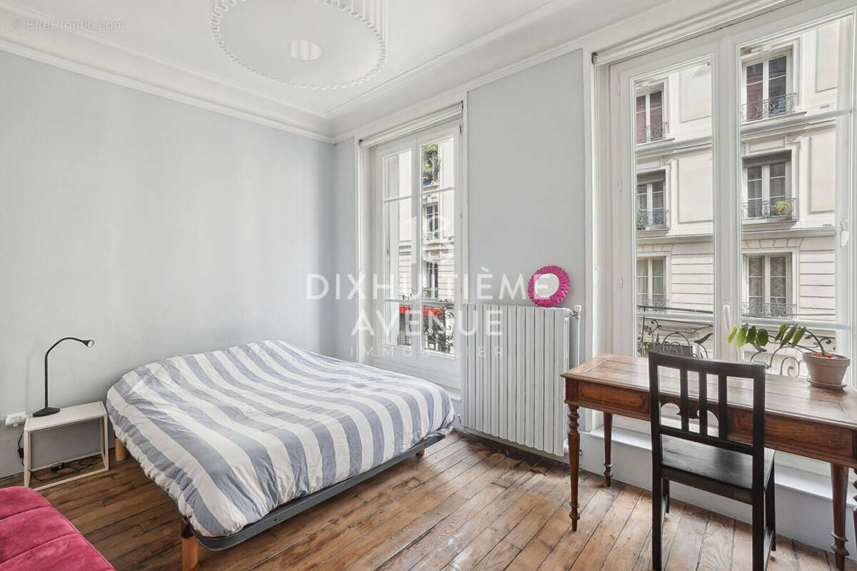 Appartement à PARIS-18E
