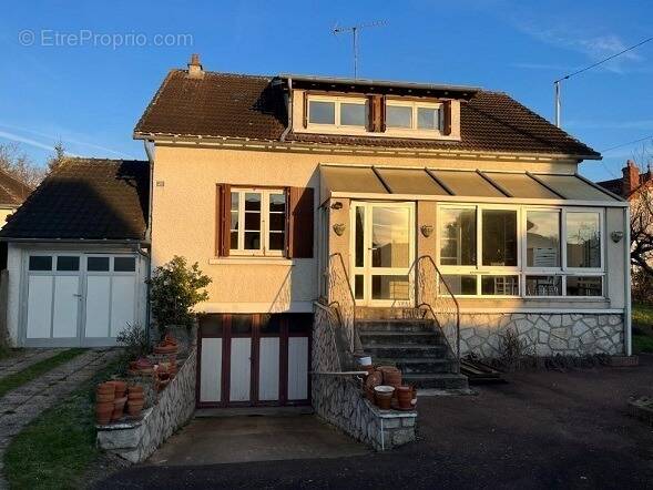 Maison à CORQUILLEROY