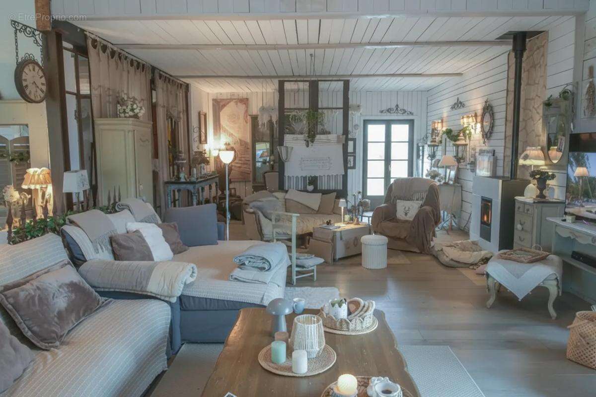 Maison à SAUVETERRE-DE-GUYENNE