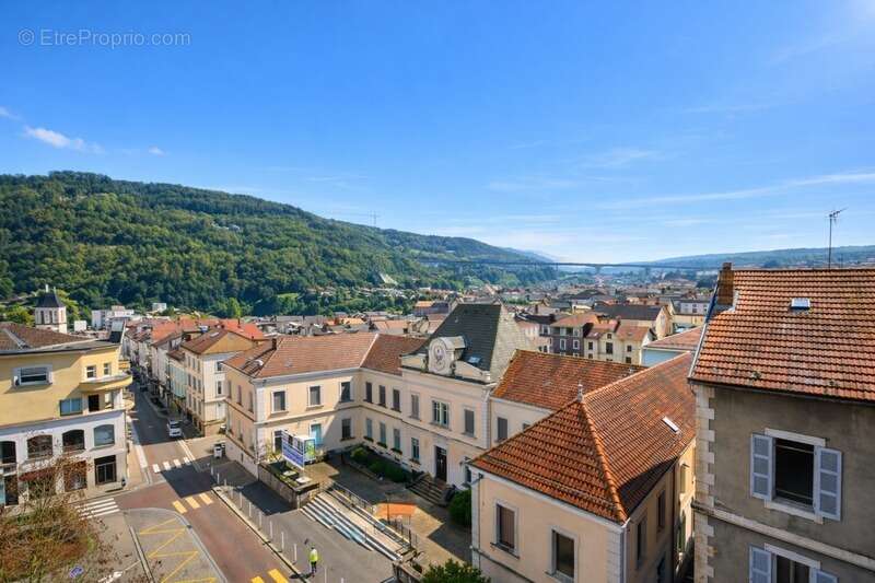 Appartement à BELLEGARDE-SUR-VALSERINE
