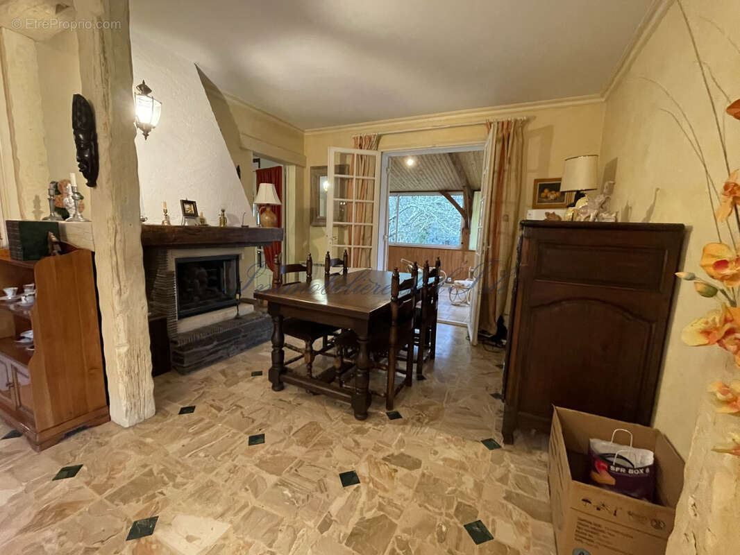 Maison à CHANCELADE