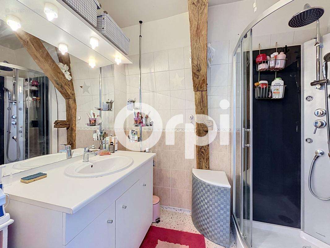 Triplex dans l'ancien - photo 9