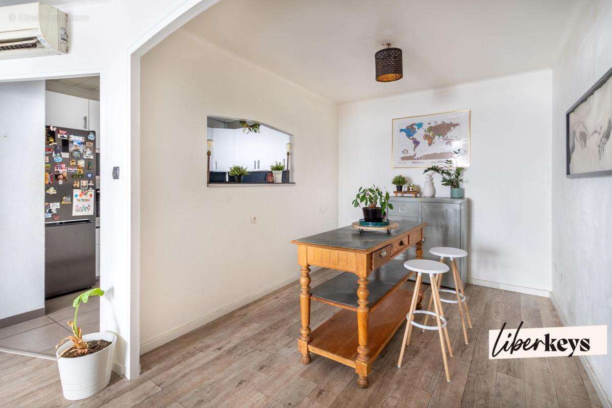 Maison à LA VALETTE-DU-VAR