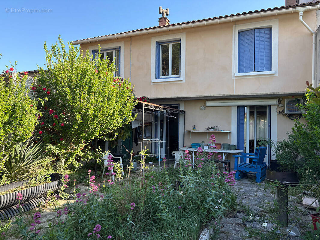 Maison à SORGUES