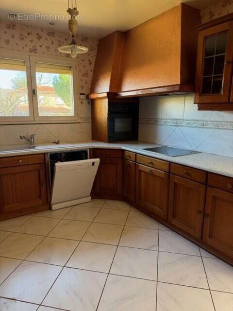 Maison à COLLONGES-AU-MONT-D'OR