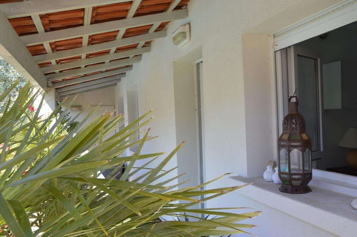 Belle grande maison avec dépendances 17 LA ROCHELLE MARSILLY - photo 17