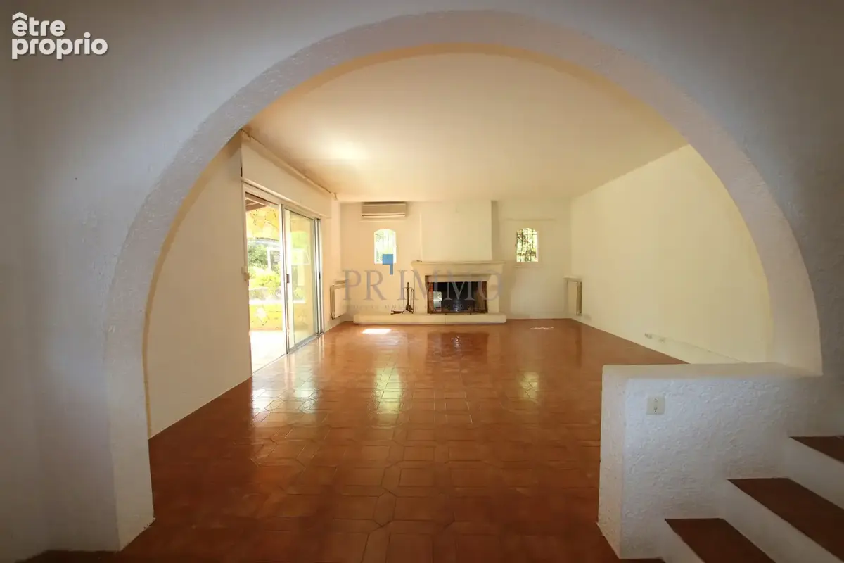 Saint-raphael - villa 5 pièces - 166 m2 - photo 2