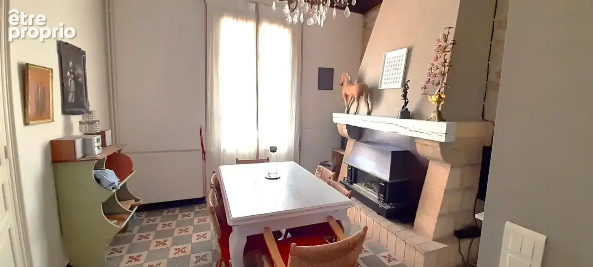 Superbe maison de vigneron avec grand garage, terrasses et jardin. - photo 8