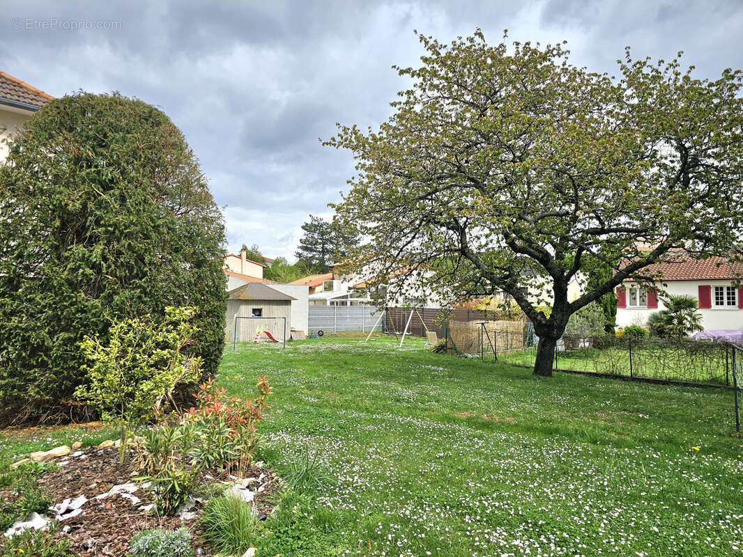 Maison à CHATELGUYON