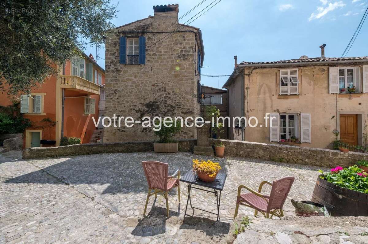 Maison à COARAZE