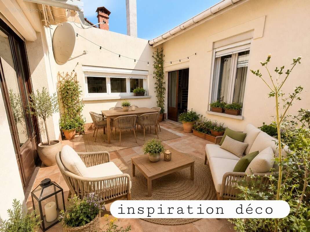 Béziers Champs de Mars – Maison de ville 125 m² avec patio, terrasse et grand garage - photo 4