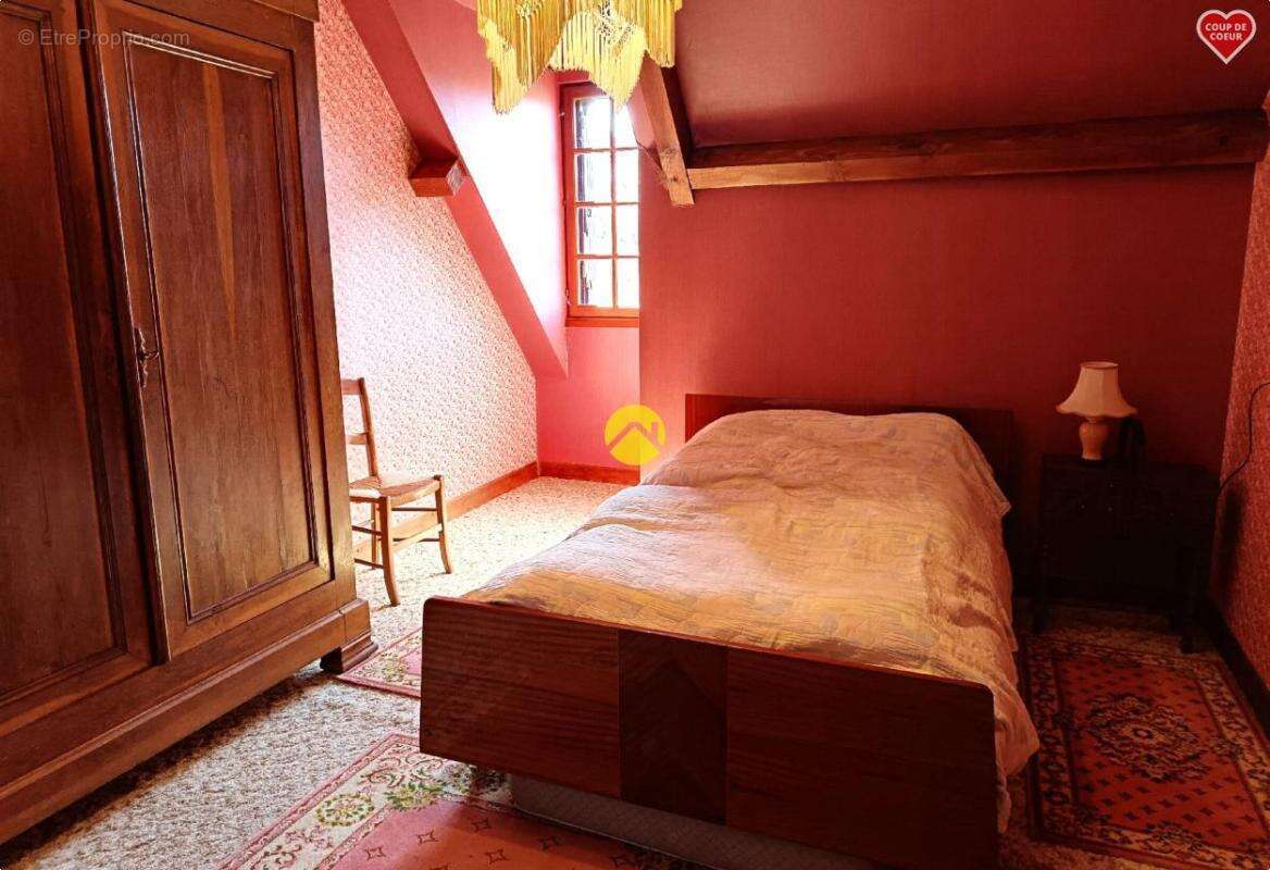 Maison à LE BUISSON-DE-CADOUIN