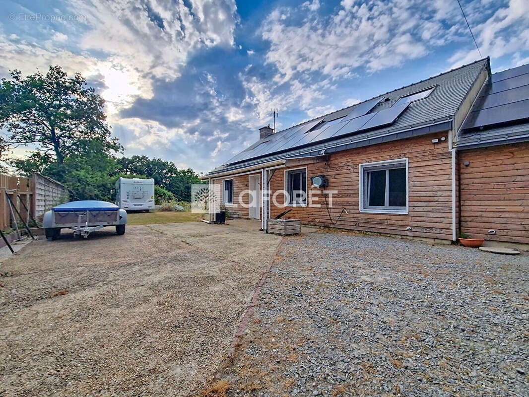 Maison familiale de 110 m² sur plus de 1 000 m² de terrain ? Assérac, direction Pénestin - photo 3