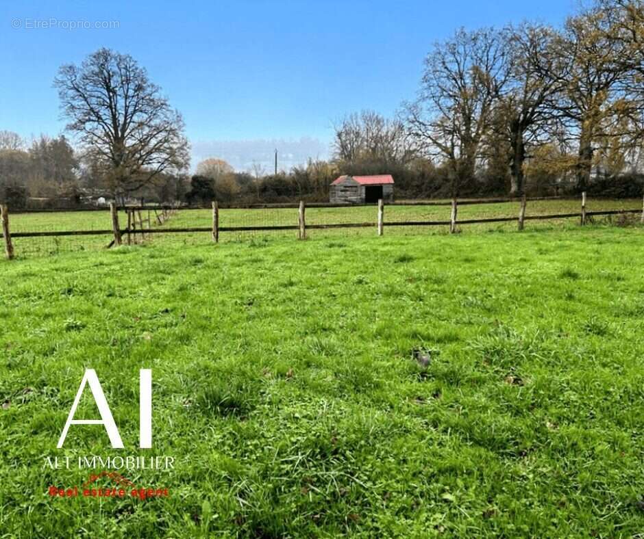 Maison à LOUVIERES-EN-AUGE