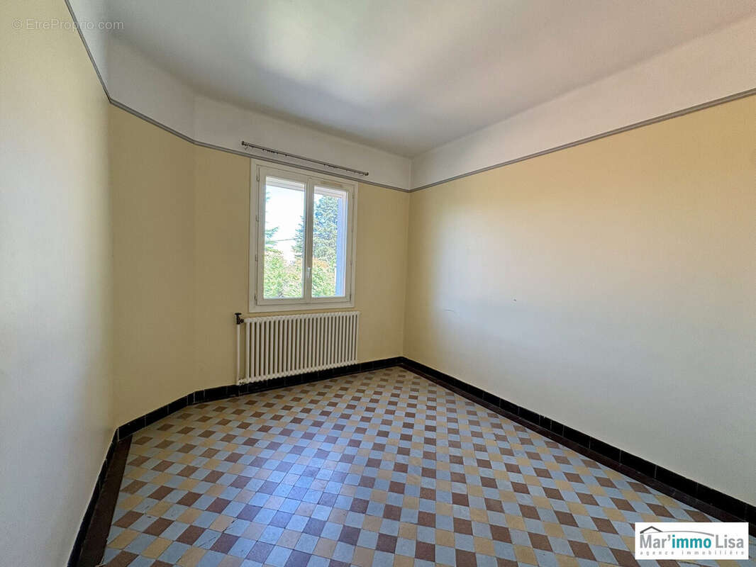 Maison 139 m² à Mallemort  - photo 8