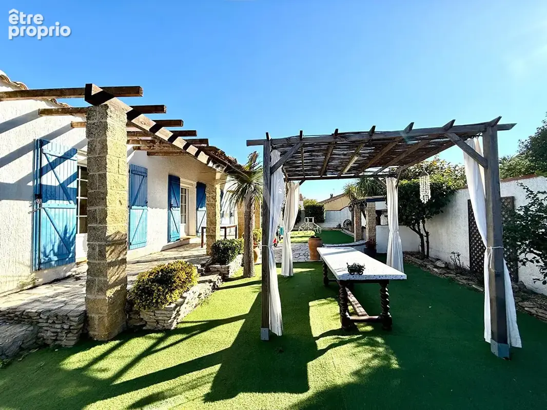 Photo Maison à Meze au prix de 495 000€