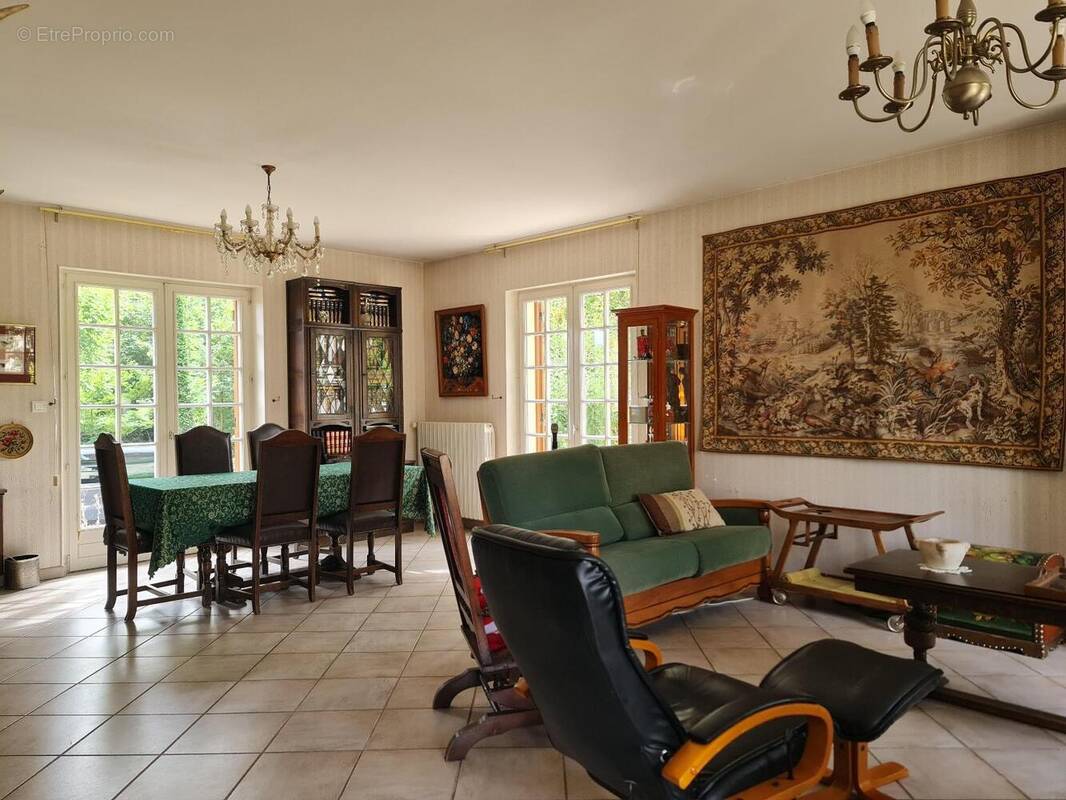 Photo 1 - Maison à SAINT-GOBAIN