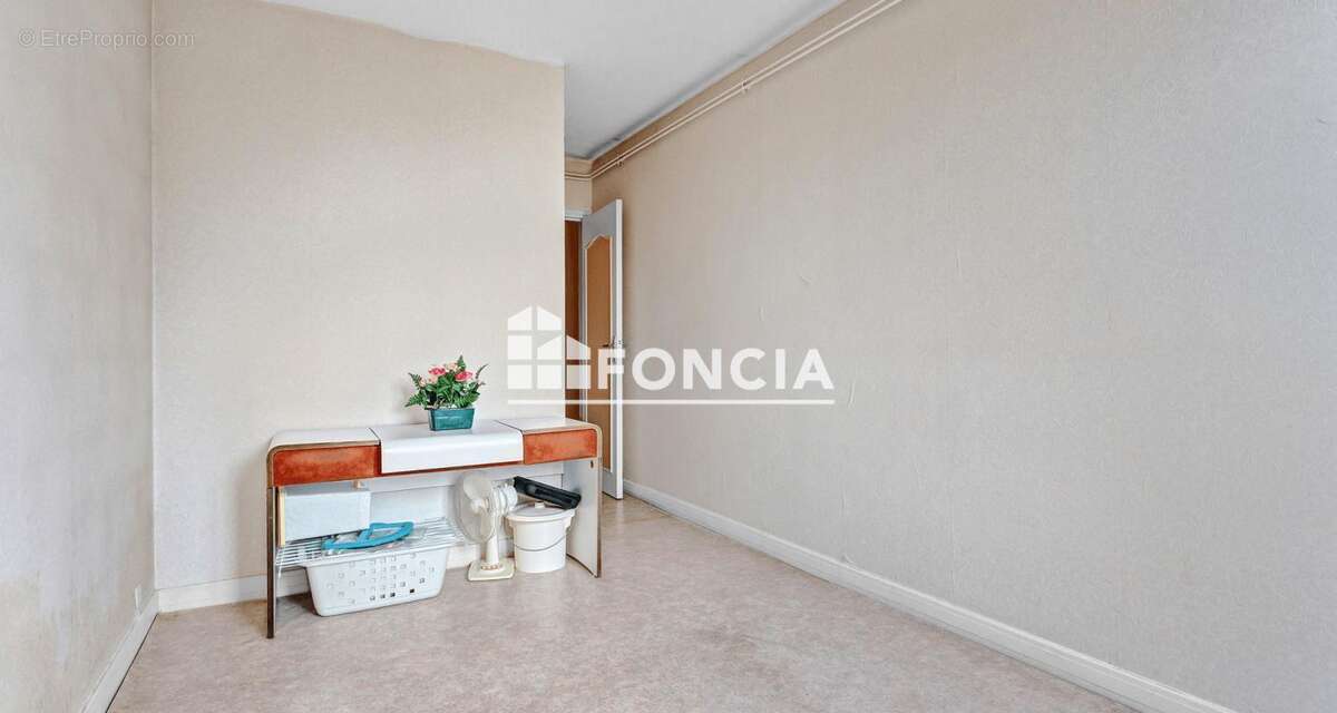 A vendre-appartement-f3 de 63.55 m2 traversant draveil avec box et cave - photo 6