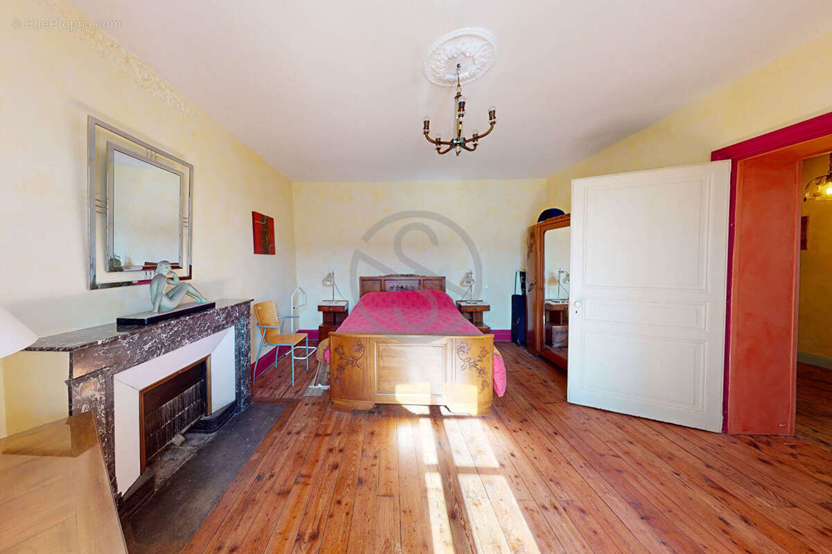 Maison  7 pièce(s) 220 m2 - photo 13