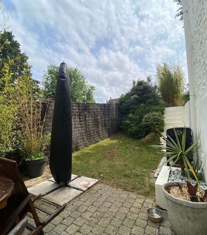 Maison à MONTFORT-L&#039;AMAURY