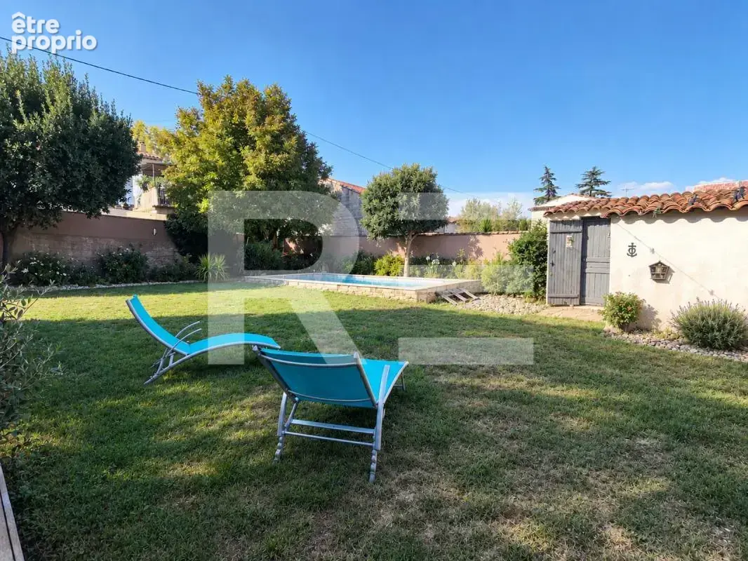 Maison entièrement rénovée avec jardin et piscine - photo 2