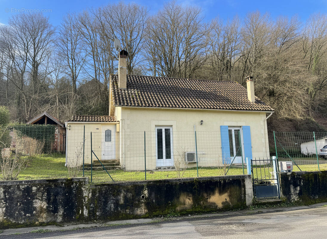 generated20260113T174839.872 - Maison à ALLAS-LES-MINES