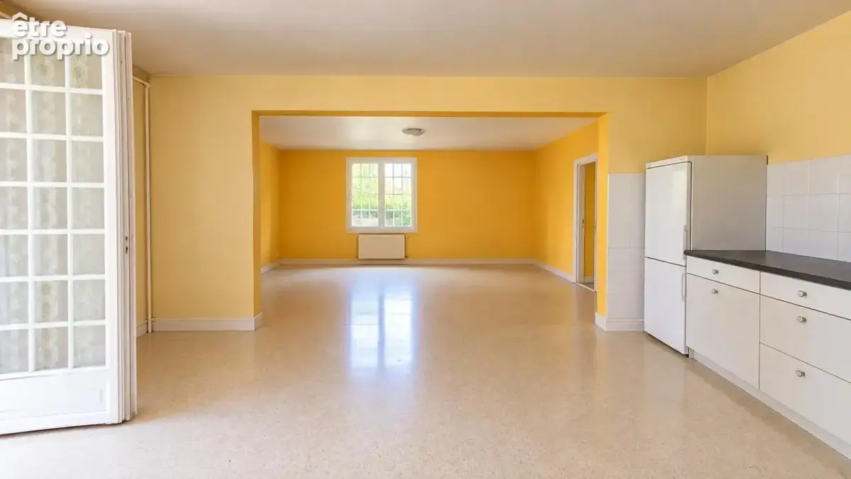 BONNEVAL - Grande maison 230 m² + sous-sol aménagé – idéal famille / pro - photo 4