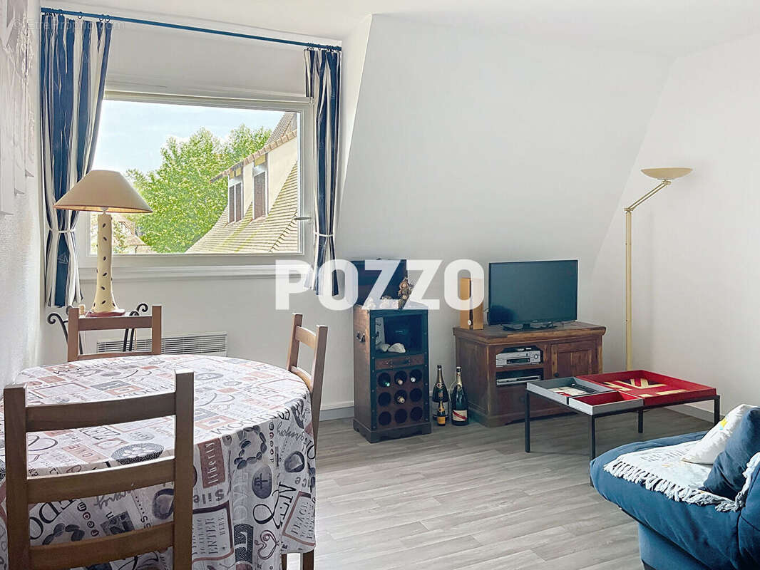 Appartement à BENERVILLE-SUR-MER