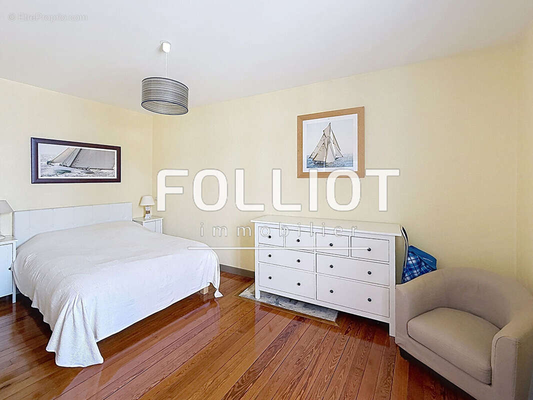 Appartement 4 pièces à vendre à Granville - Réf 146712 - photo 10